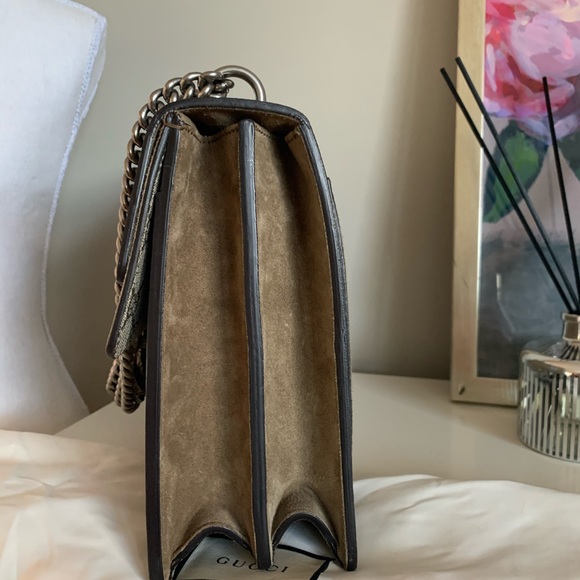 Gucci Dionysus GG Supreme Med Canvas Shoulder Bag - Picture 3 of 9